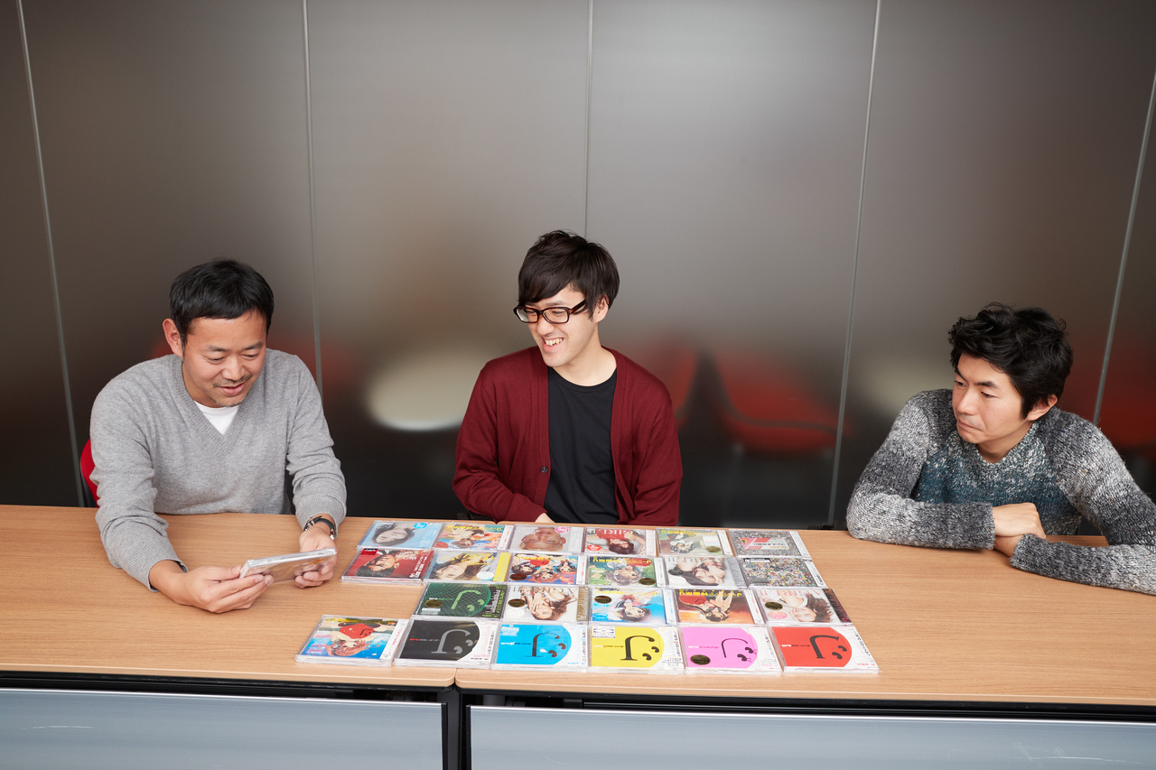 写真左から、SML SMAR ゼネラルマネージャー木村武士氏、DJ和、SML SMAR プロデューサー日下雅之氏