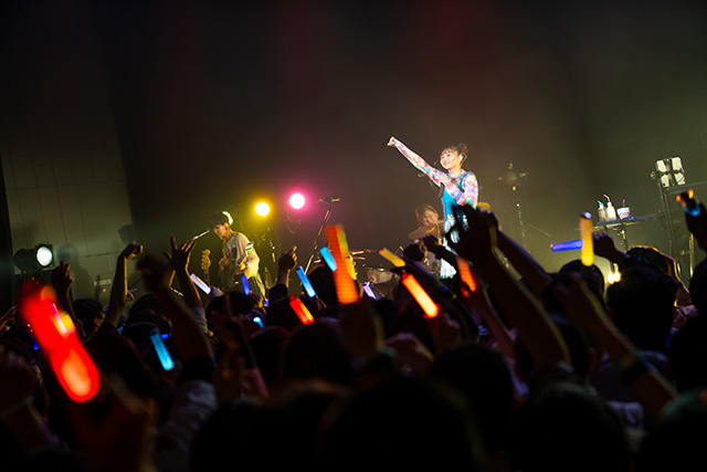 「Hinaki Yano 3rd LIVE『POYA PONO PORTY』」ライブオープニング写真