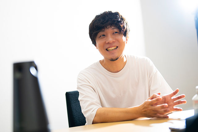 笑顔で語る小関太一