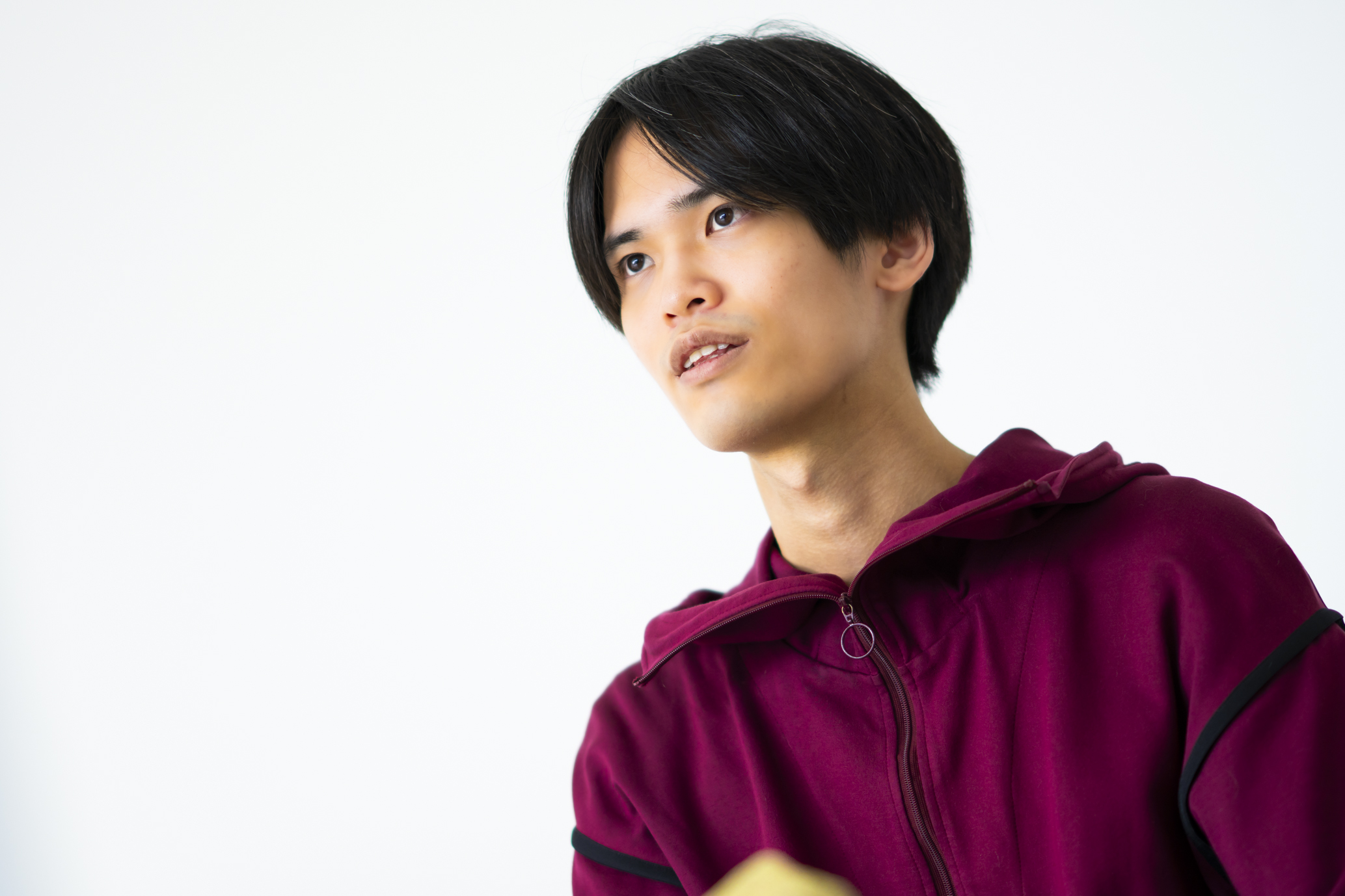 真剣な表情で話す加藤氏